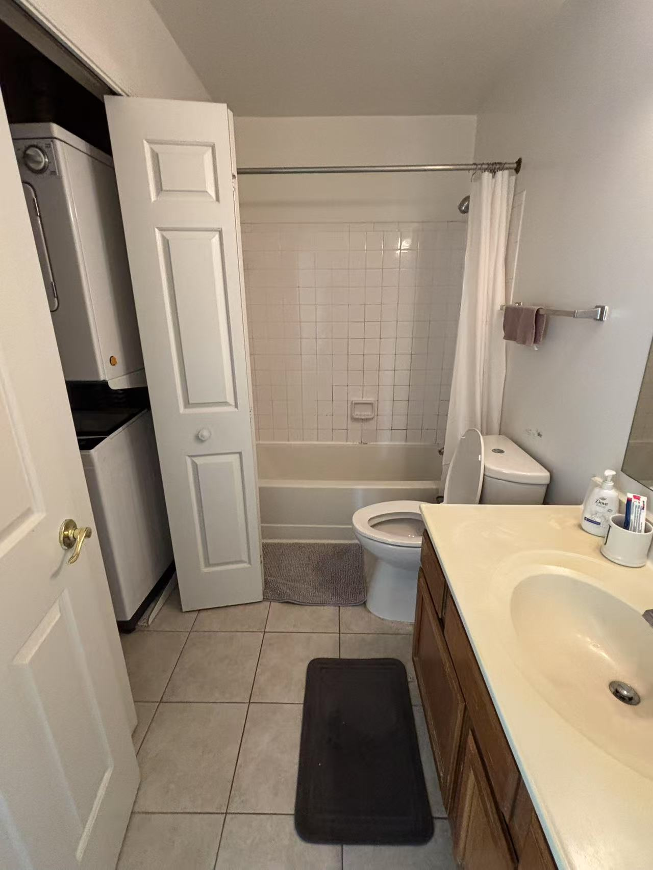 公共卫生间 很宽敞